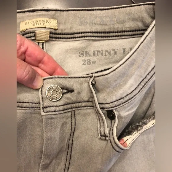 Burberry Brit Bexton Skinny Leg Jeans, Size 28. - Picture 3 of 16